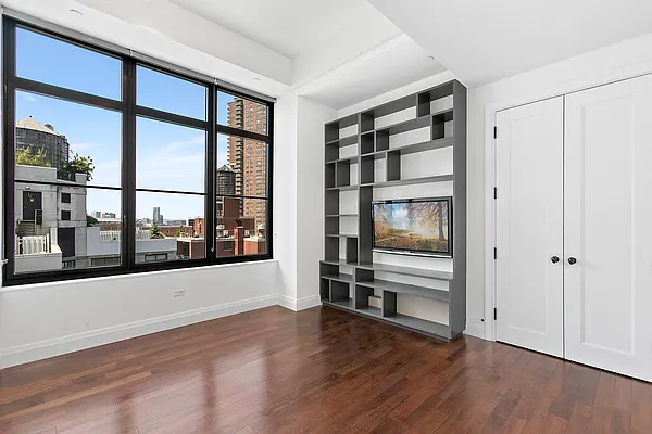 Rented by Corcoran | media 11