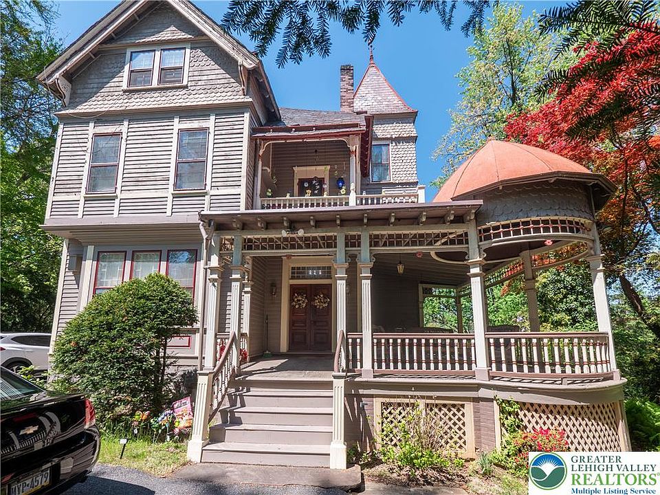 1st image of 1321 Bushkill St
