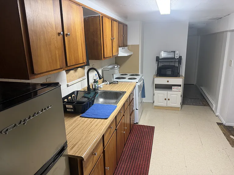113 Hewitt St #1 — Photo 7