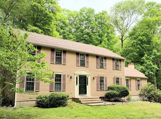 15 Packer Brook Rd, Redding, CT 06896