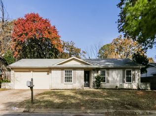 1307 Columbine Ct, Arlington, TX 76013
