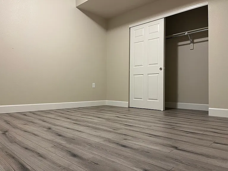 basement bedroom