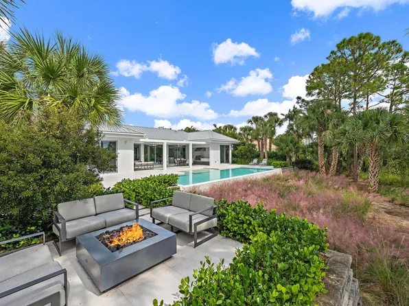 13421 Sabal Chase, Palm Beach Gardens, FL 33418