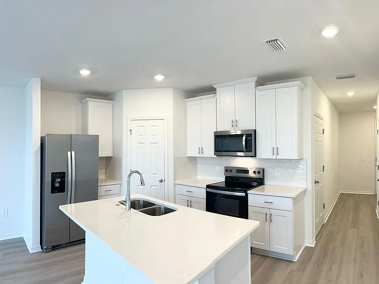 16460 Happy Eagle Dr — Photo 2