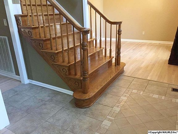 2nd image of 129 Tessie Dr SE