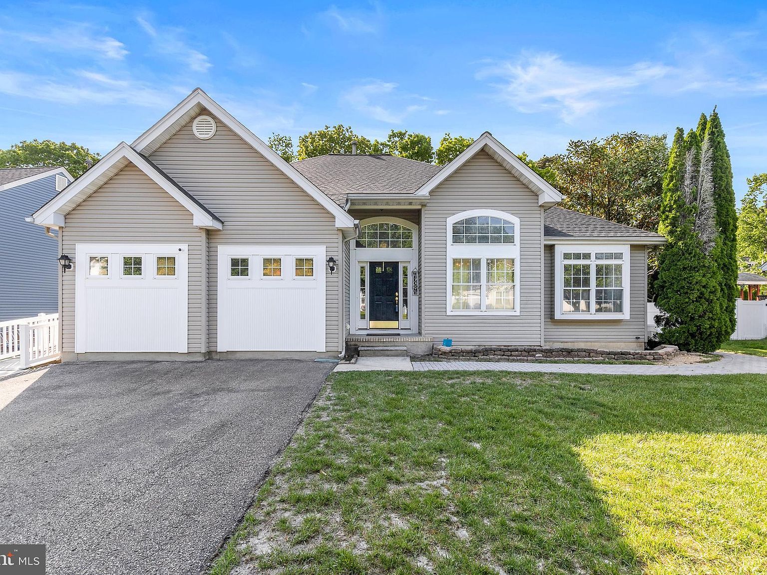 1022 Whispering Oak Cir, Manahawkin, NJ 08050 Zillow