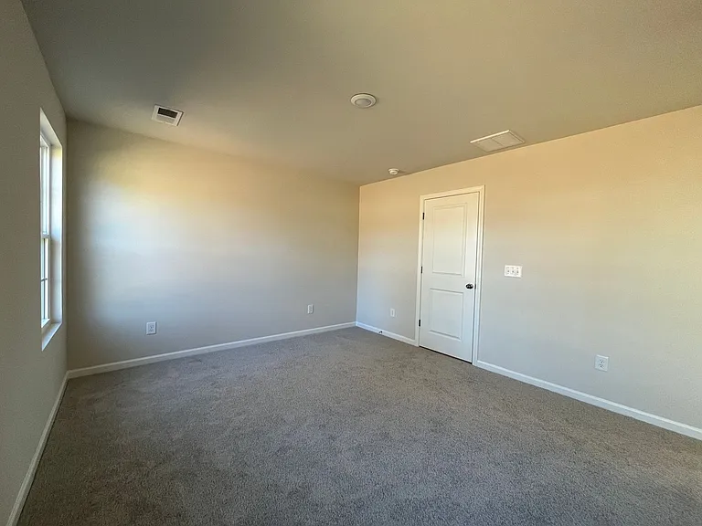 832 Powder Branch Dr — Photo 14