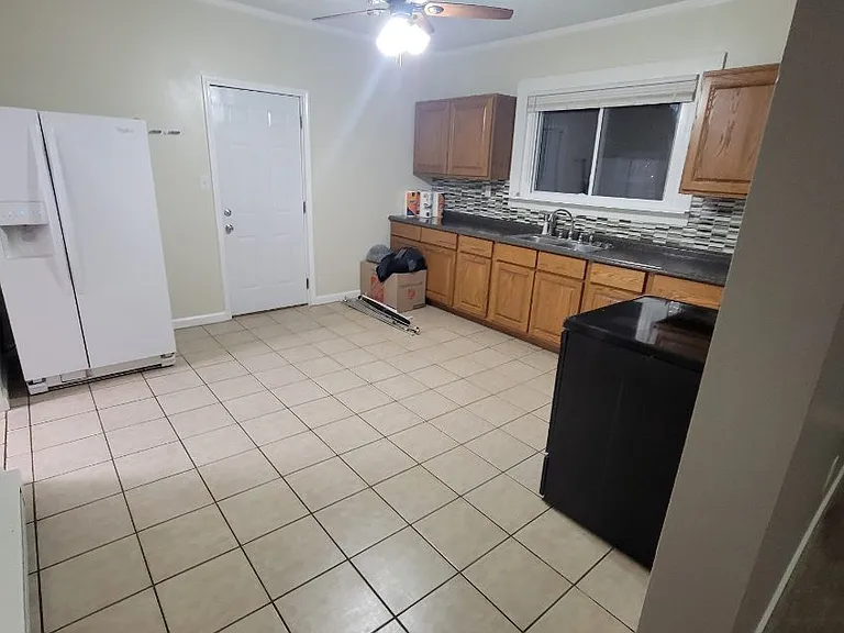 2103 Gould Ave — Photo 8