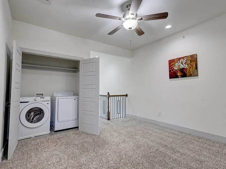 6043 Rivendell Dr — Photo 24
