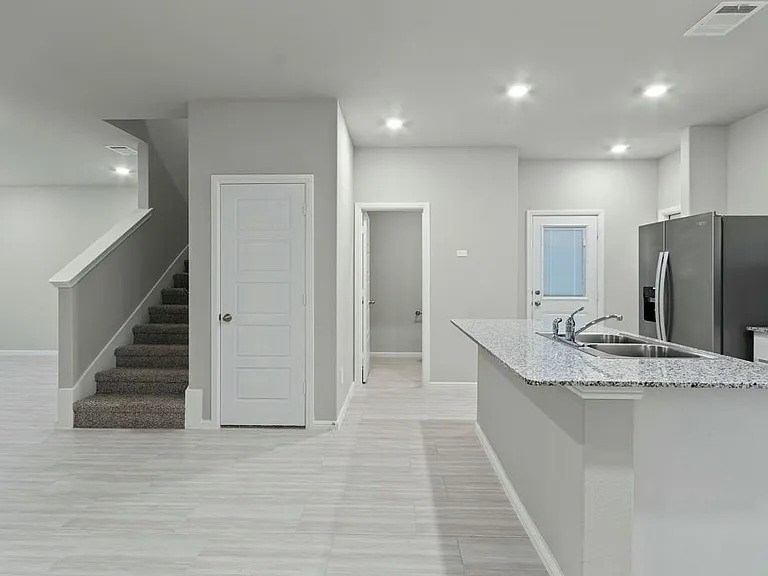 3101 Strawberry Farm Ln — Photo 26