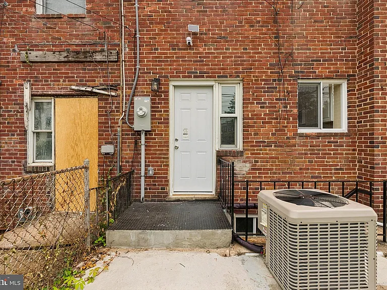 4706 Alhambra Ave — Photo 21