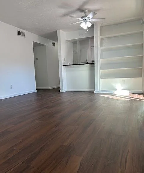 10555 Turtlewood Ct #516 — Photo 7