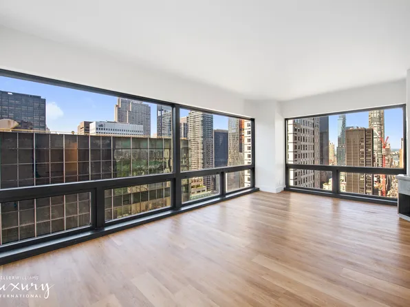 721 5th Avenue image 4 of 14