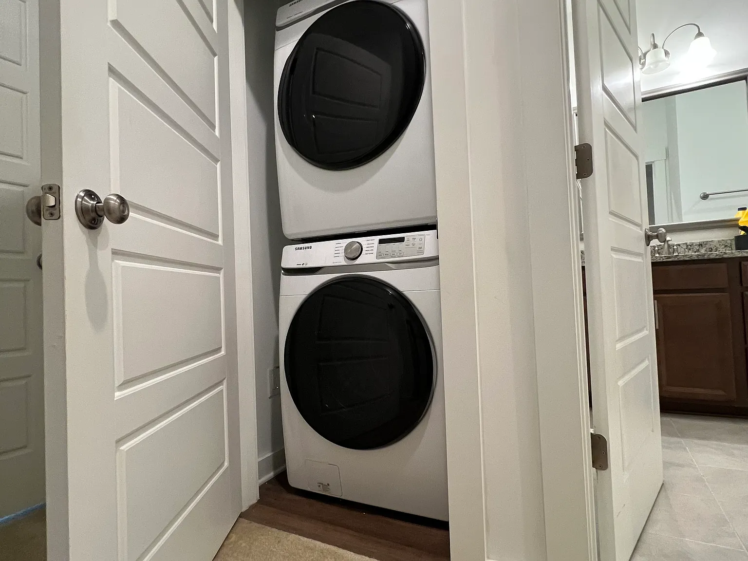 4 bed, 3.5 bath, 2220 sqft, $765 — Photo 4