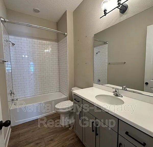 813 Crosswater Lake Dr — Photo 4