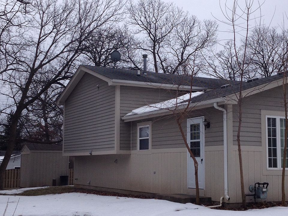 2nd image of 24505 67th St