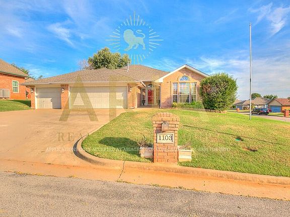 4th image of 1103 Parkview Cir