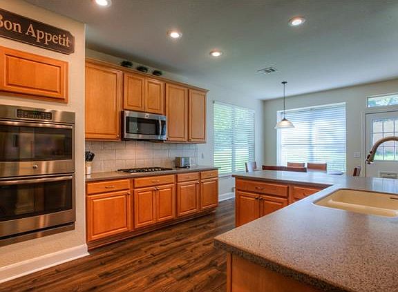 3rd image of 2604 Corabella Pl