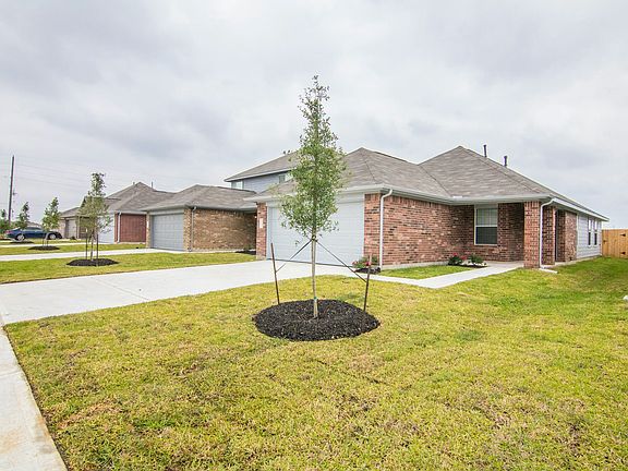 3rd image of 5722 Plantation Forest Dr