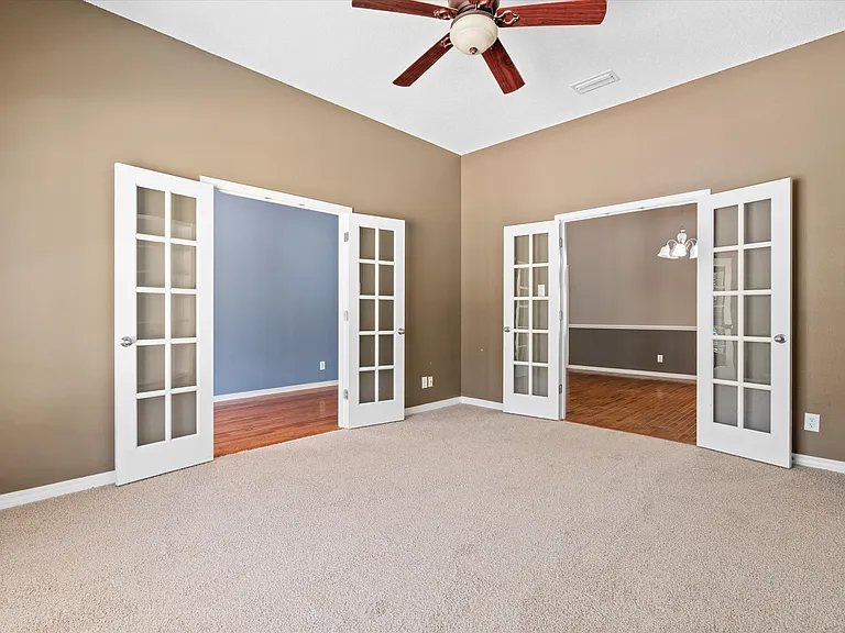 10832 Rigby Dr — Photo 5