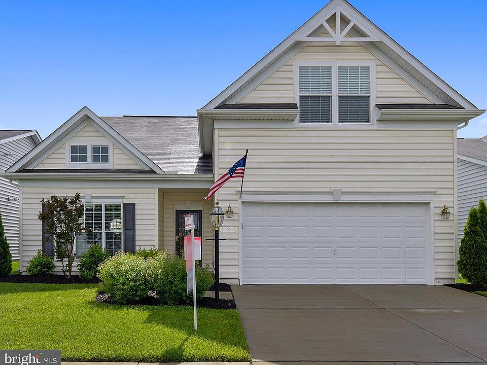 1st image of 133 Concerto Ave