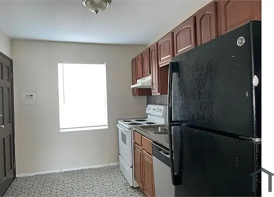 7000 Cleveland Ave — Photo 6