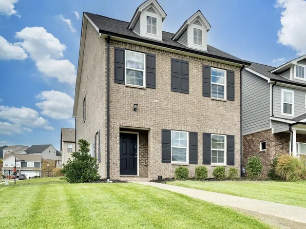 101 Santa Rosa Dr, Gallatin, TN 37066