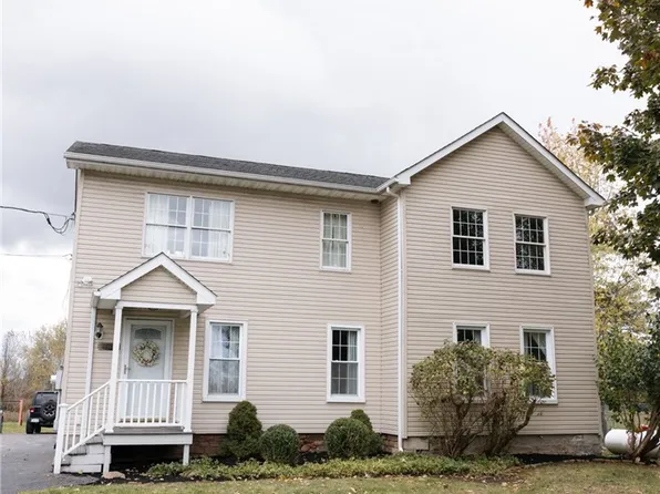 8484 Chestnut Ridge Rd, Gasport, NY 14067