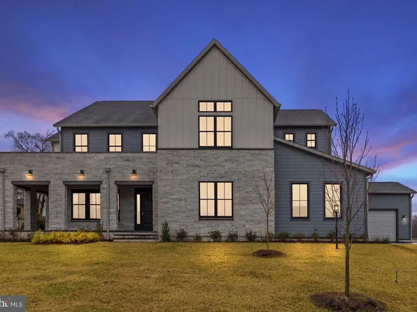 1374 Tate Modern Ln, Great Falls, VA 22066