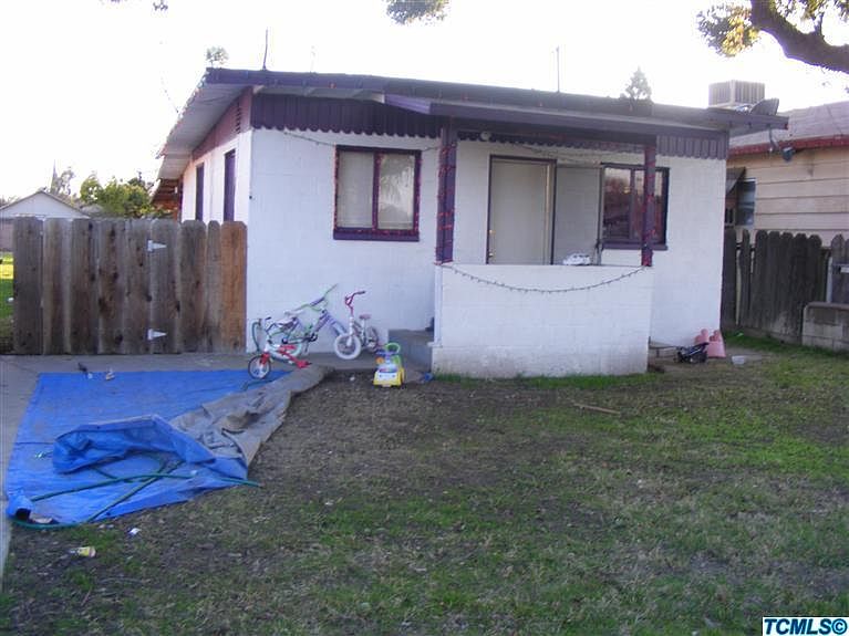 2nd image of 1147 W Vine Ave