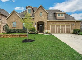 38 Chestnut Meadow Dr, Conroe, TX 77384