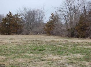 31722 Marshview Ct, Lindstrom, MN 55045