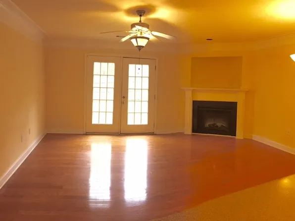 5600 Stonewood Ct, Norcross, GA 30093