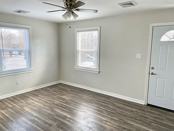 2nd image of 6630 Fitzhugh Ave