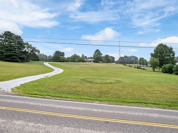 3rd image of 2644 Mount Eaton Rd S