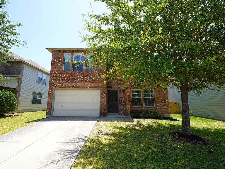 117 Angus Way — Photo 1