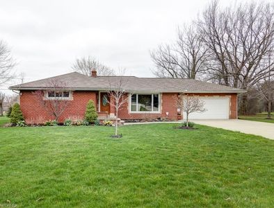 28901 Eddy Rd, Willoughby Hills, OH, 44092