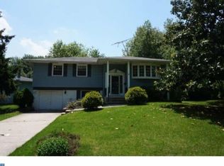 42 Suburban Blvd, Delran, NJ 08075
