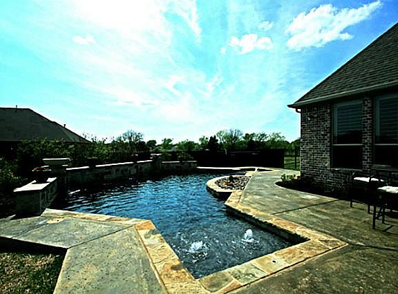 3rd image of 709 Gentle Wind Dr