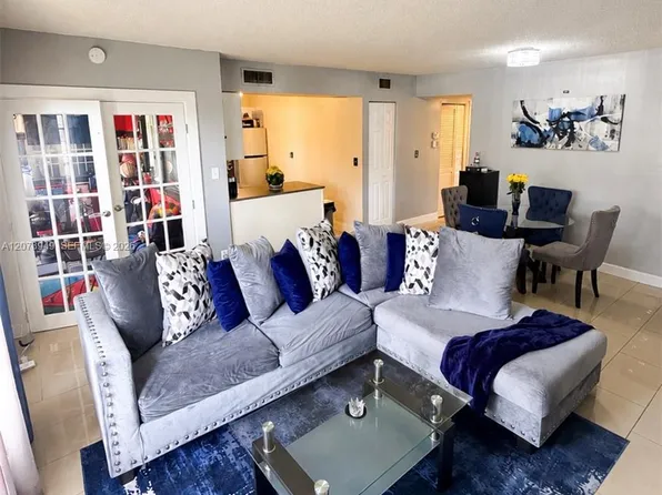 4240 NW 21st St APT 130, Lauderhill, FL 33313