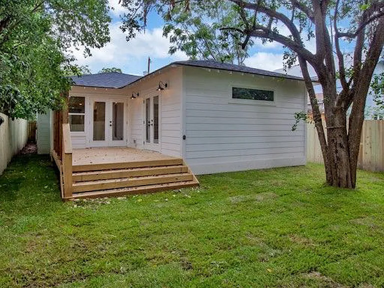 618 E Evergreen St — Photo 14