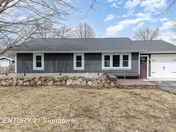 5024 Kencliff Dr, Saginaw, MI 48638