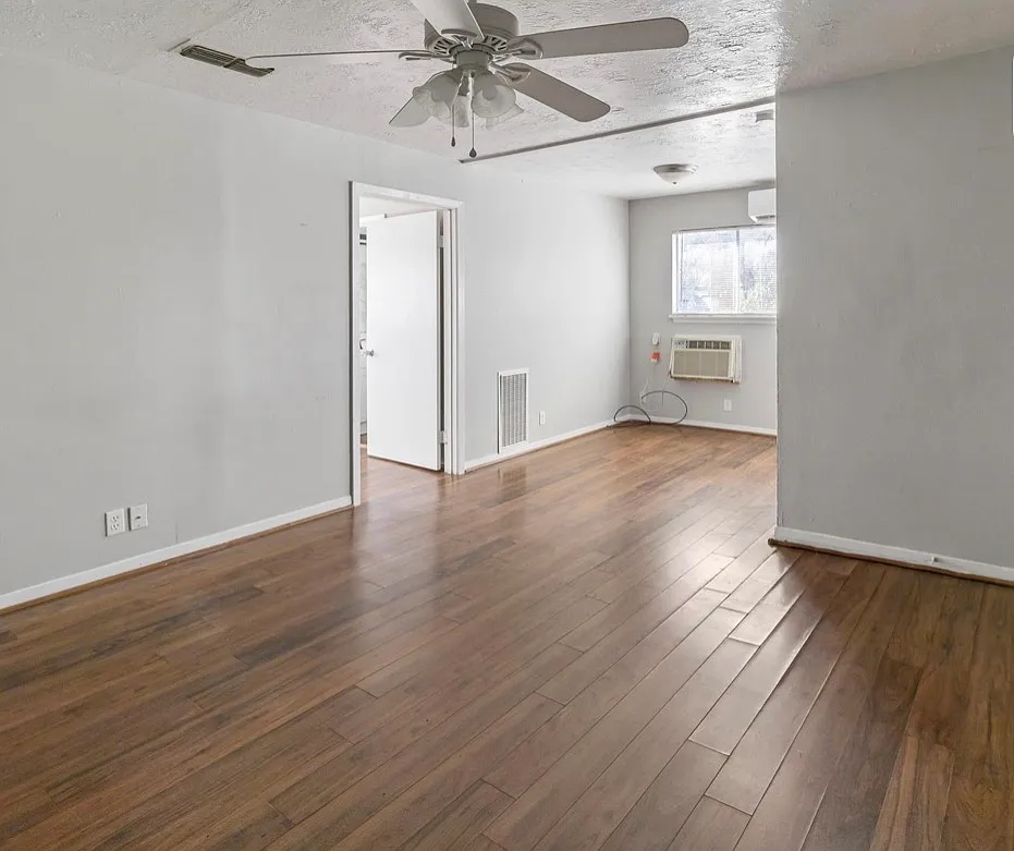 1 bed, 700 sqft, $925 — Photo 4