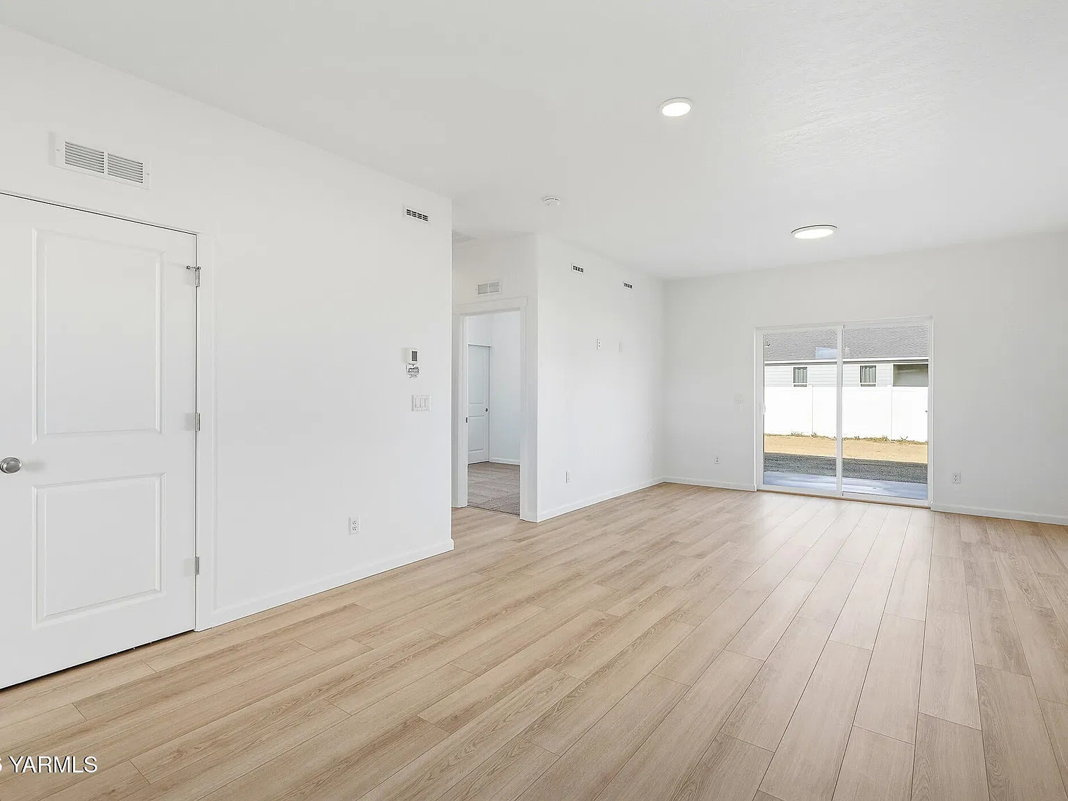 501 Amberly Ave - 1 — Photo 4
