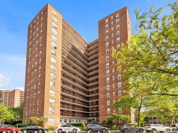 97-10 62nd Dr #4M, Rego Park, NY 11374