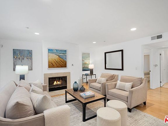 2nd image of 1212 Ocean Park Blvd Unit 19