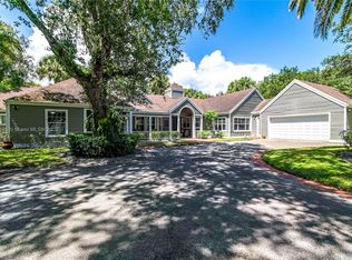 8383 SW 114th St, Miami, FL 33156