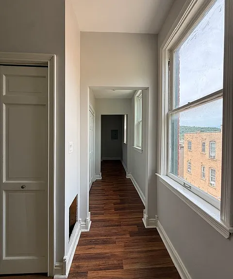 827 Market St #3 — Photo 9