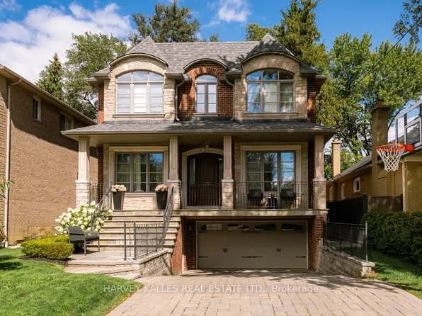 190 Carmichael Ave, Toronto, ON M5M 2X3