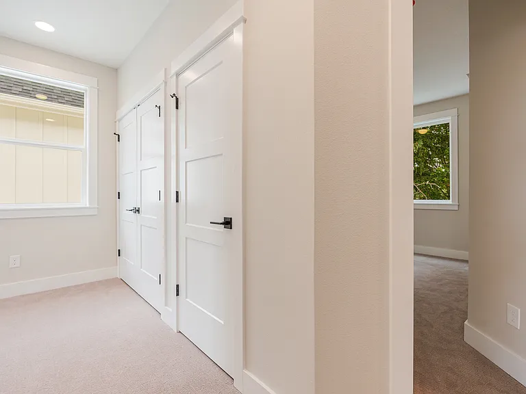 464 SE Haddock Ln — Photo 24